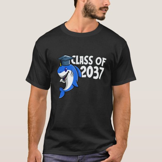 Class Of 2037 Shark Graduate Pre K Kindergarten Pr T-shirt (Voorkant)