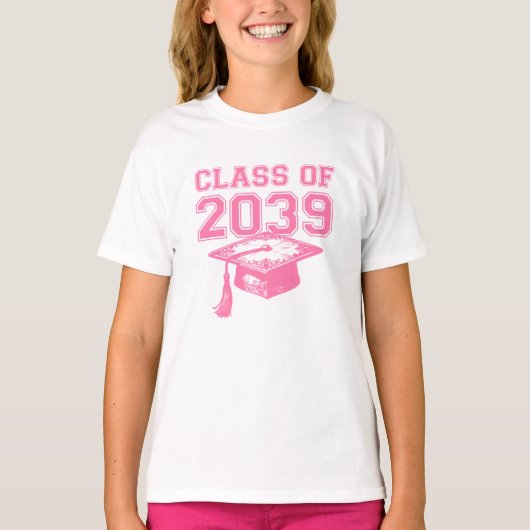 Class of 2039 Ornate Pink Graduation Cap Design T-shirt (Voorkant)