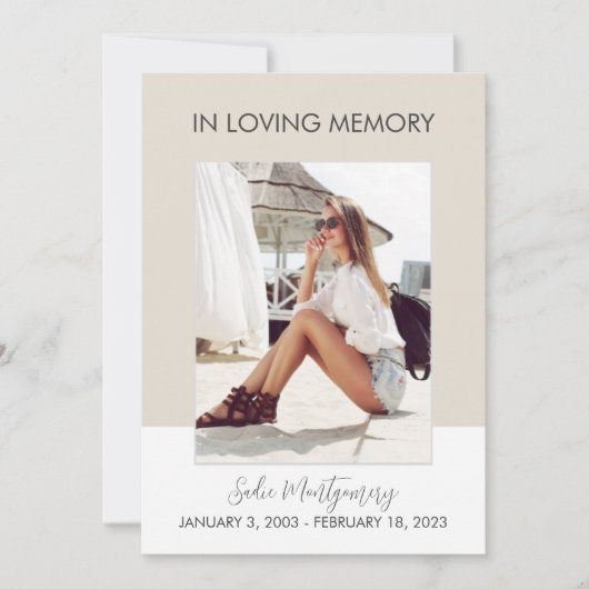 Classic beige & white begrafenis programma (Voorkant)