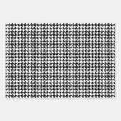 Classic Black and White Evergreen Holiday Pattern  Inpakpapier Vel (Voorkant 2)