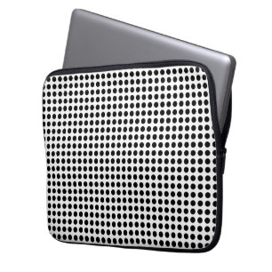 Classic Black en White Polka Dots Pattern Laptop Sleeve