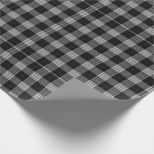 Classic Black, White, and Grey Scottish Plaid Gift Cadeaupapier (Hoek)