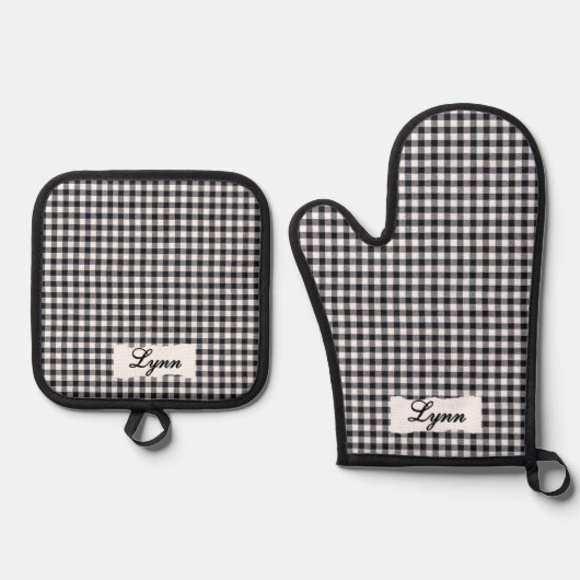Classic Black & White Gingham | Personalized Name Ovenwant & Pannenlap Set (Voorkant)