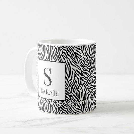 Classic Black White Zebra Monogram Initial Mug Koffiemok (Voorkant links)