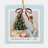 Classic Blue Stripes Red Bow Christmas Keramisch Ornament (Voorkant)