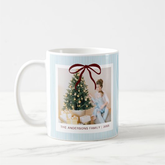 Classic Blue Stripes Red Bow Christmas Koffiemok (Links)