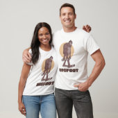 Classic Brown op Oranje Grumpy Bigfoot Walking T-shirt (Unisex)