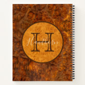 Classic Burl Wood Tone Round Monogram Notitieboek (Achterkant)