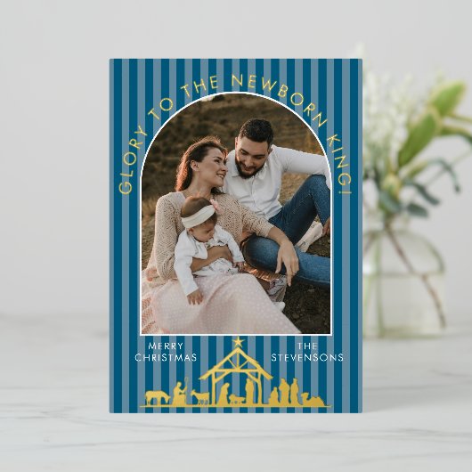 Classic Christmas Carol Christian Nativity Photo Folie Feestdagenkaart (Staand Voorkant)