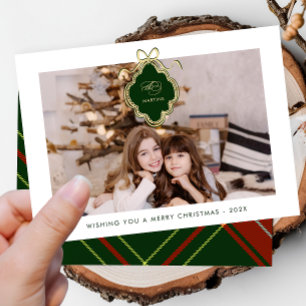 Classic Crest Christmas Red Plaid Foto Feestdagenkaart