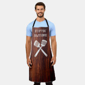 classic Dark Mahogany houtnerf Flippin’ geweldige Schort (Gedragen)