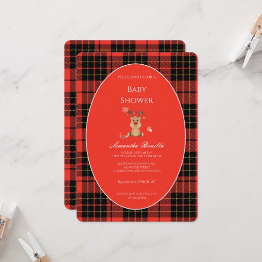Classic Dark Red Plaid Baby Shower Invitation Kaart (Voorkant / Achterkant in situ)