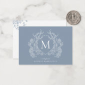  Classic Dusty Blue Floral Crest Monogram Notitiekaartje (Voorkant / Achterkant in situ)