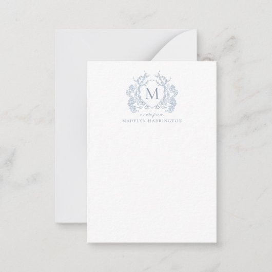 Classic Dusty Blue Floral  Crest Monogram Notitiekaartje (Voorkant)