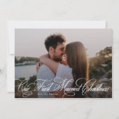 Classic Elegant Onze eerste getrouwde kerstfoto Feestdagenkaart (Voorkant)