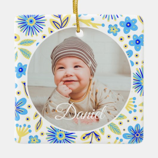 Classic Floral Frame Baby's First Christmas Keramisch Ornament (Voorkant)