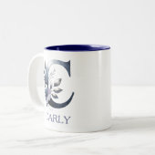 Classic Floral Initiaal letter C - Aangepaste naam Tweekleurige Koffiemok (Voorkant links)