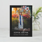 Classic Flower Photo Afstuderen Dank u kaart (Staand voorkant)