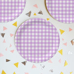 Classic Gingham Check Pset Patroon Lila Papieren Bordje<br><div class="desc">Moderne zomertrend picknick deken gingham plaid tartan patroon. Pasteltonen esthetisch. Cute gingham-ontwerp voor modern home decor interior design. Kleurrijk boho perst een gingham patroon. Pastel gingham home decor en geschenken. Pastel lavender paars violet gingham model design home decor. Lila baby shower,  bruiloft,  meisje gingham party decor.</div>