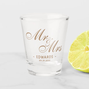 Classic Gold Script Mr. en Mrs Wedding Souvenir Shot Glas