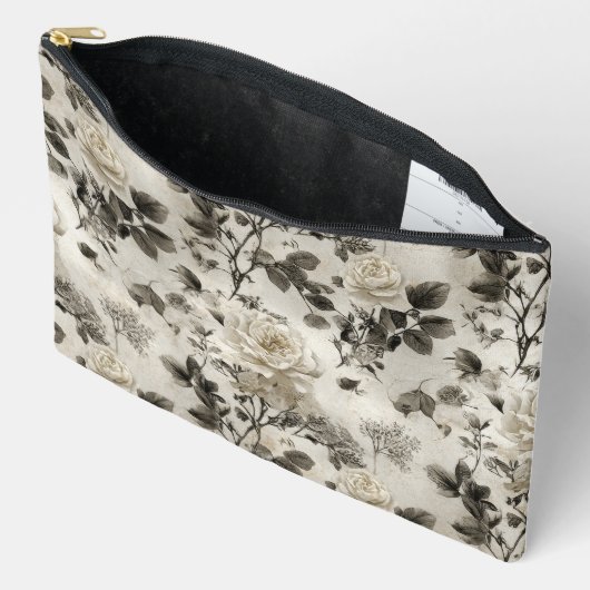 Classic Gray Rose Etui (Open)