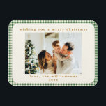 Classic Green Pset Aangepast voor twee kerstfoto's Magneet<br><div class="desc">Classic Schattige Groen Gingham Plaid Custom Twee Foto Kerstvakantie Kaart Magneet</div>
