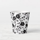 Classic High Contrast Black Floral Silhouette Latte Mok (Voorkant)