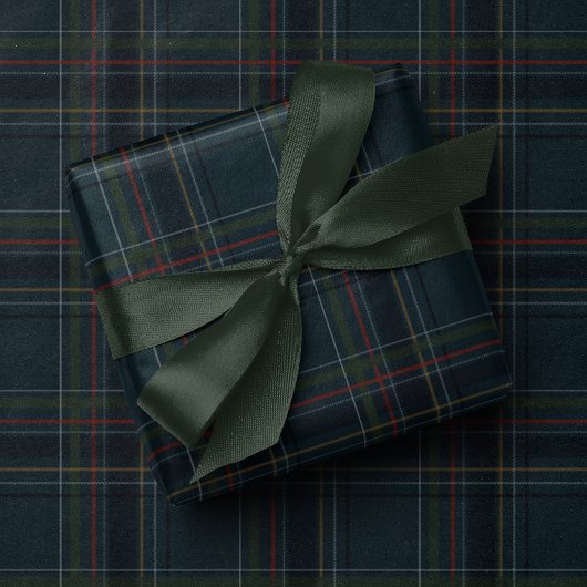 Classic holiday plaid stylish navy Christmas Cadeaupapier