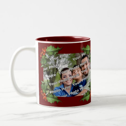 Classic Holly Border Christmas Photo Mug Tweekleurige Koffiemok (Links)