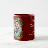 Classic Holly Border Christmas Photo Mug Tweekleurige Koffiemok (Center)
