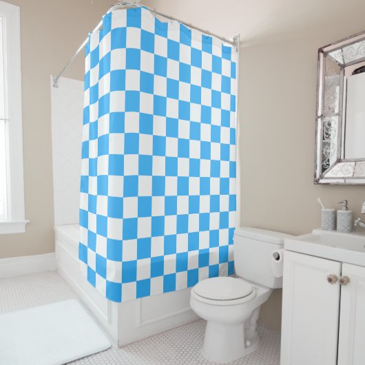 Classic light blue checkerboard  douchegordijn (In situ)