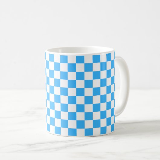 Classic light blue checkerboard  koffiemok (Voorkant rechts)