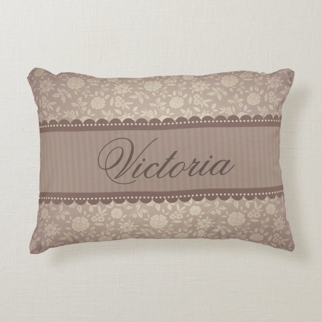 Classic Light Brown Floral Pattern Custom Text Decoratief Kussen (Voorkant)