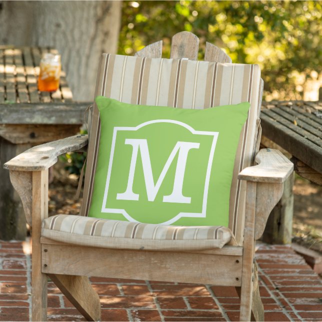 Classic Lime Green Custom Monogram Letter Buitenkussen (Stoel)
