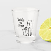 Classic Modern Ghost met Bag Trick or treat Shot Glas (Voorkant)
