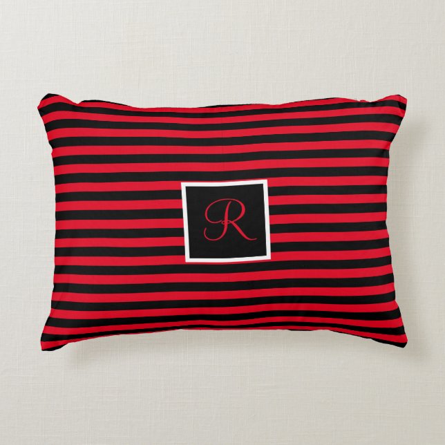 Classic Modern Initiaal Letter Rood & Zwart Gestre Accent Kussen (Voorkant)