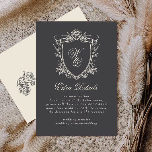 Classic Monogram Formal Floral Crest Wedding Informatiekaartje