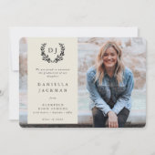 Classic Monogram Laurel WreatAfstuderen Foto Aankondiging (Voorkant)