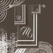 Classic Monogramed Rich Dark Brown/White Bad Handdoek