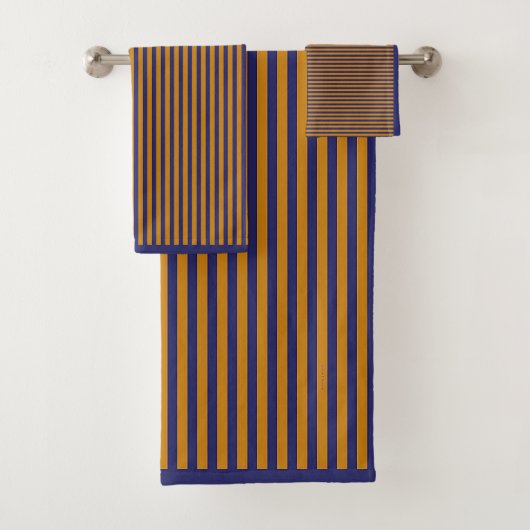 CLASSIC NAVY BLUE EN GOLD STRIPES BAD HANDDOEK (Insitu)