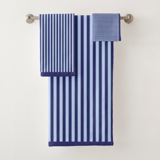 CLASSIC NAVY BLUE EN SKY BLUE STRIPES BAD HANDDOEK (Insitu)