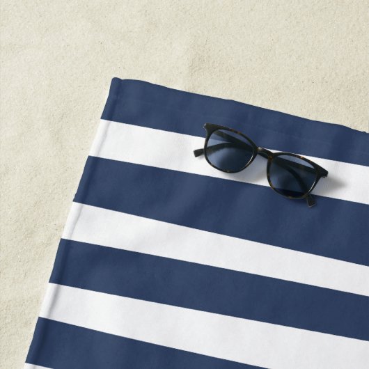 Classic Navy Blue Stripes | Timeless Nautical  Strandlaken (In situ)