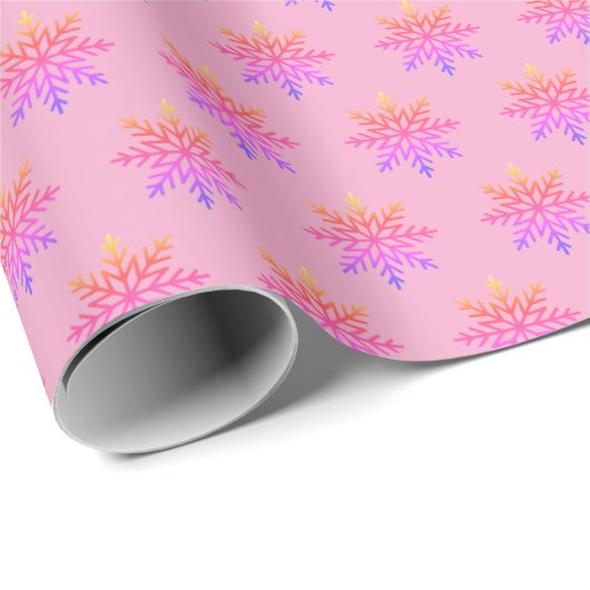 Classic Ombre Rainbow Snowflake Pattern on Pink Cadeaupapier (Rol Hoek)