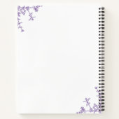 Classic Paarse Violet Bloemkam Monogram Notitieboek (Achterkant)