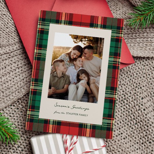 Classic Plaid Holiday Card with Back Photo Grid Feestdagenkaart