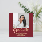 Classic Red Afstuderen Uitnodiging (Staand voorkant)