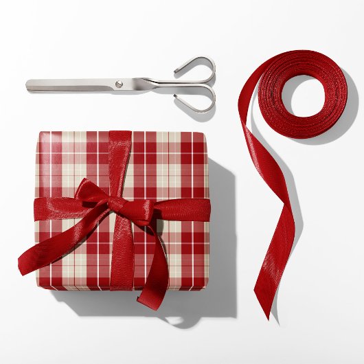 Classic Red and Cream Plaid Wrapping Paper Cadeaupapier