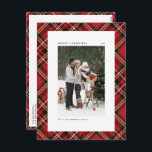 Classic Red Pset Pattern Merry kerstfoto Feestdagenkaart<br><div class="desc">Stuur warme vakantiewensen met een leuke twist! Deze foto Christmas briefkaart beschikt over een klassieke, kleurrijke rode geplakte achtergrond, het toevoegen van een gezellige, feestelijke touch aan uw vakantie groeten. Perfect voor het tonen van uw favoriete familiefoto of speciaal moment, het strakke ontwerp geeft het een tijdloos, rustiek gevoel. Of...</div>
