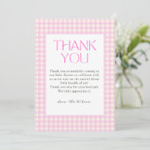 Classic Roze Gingham Meisje Baby shower Bedankkaart (Staand voorkant)