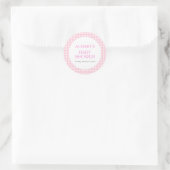 Classic Roze Gingham Meisje Baby shower Ronde Sticker (Tas)